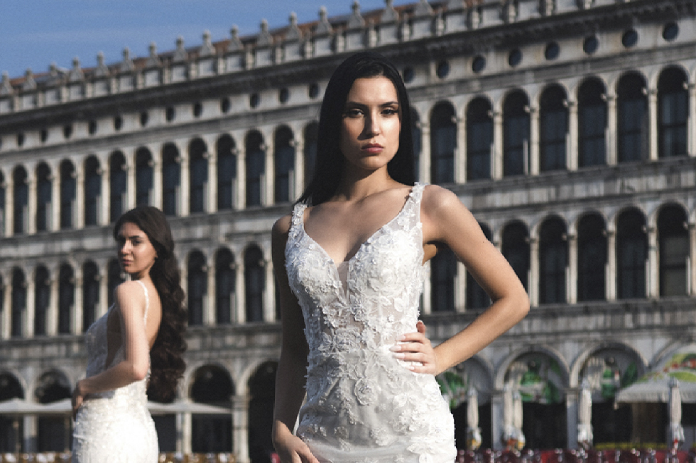 How to Choose a Wedding Dress That Reflects You (and Not Trends)